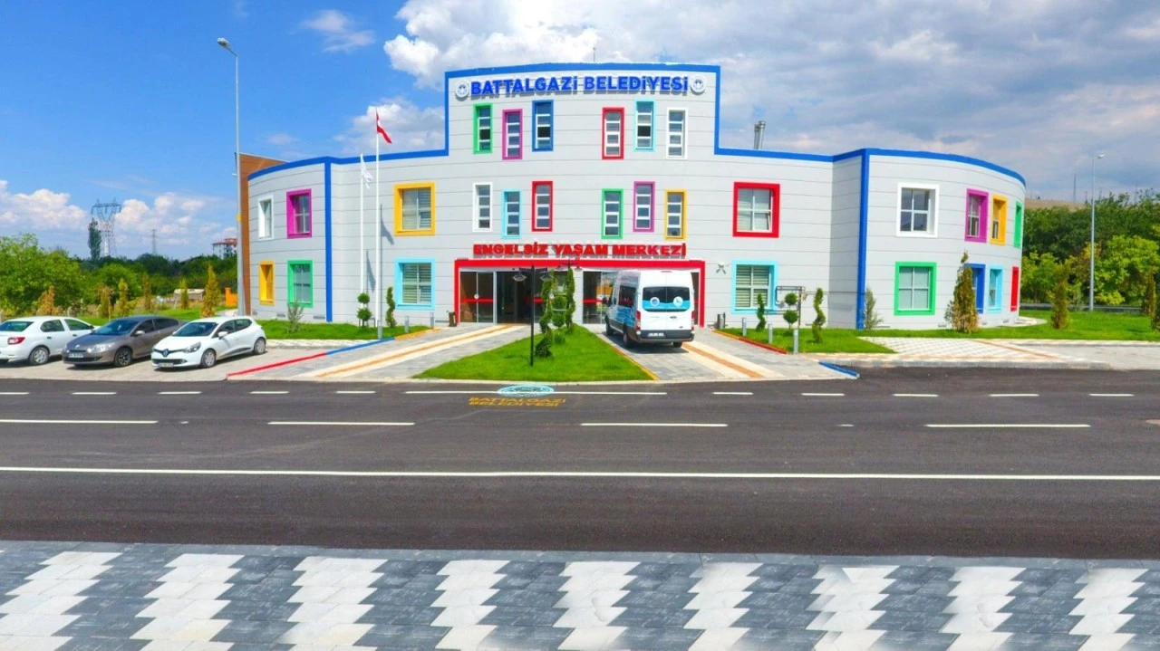 BATTALGAZİ ENGELSİZ YAŞAM MERKEZİ’NDE DİL VE KONUŞMA TERAPİSİ