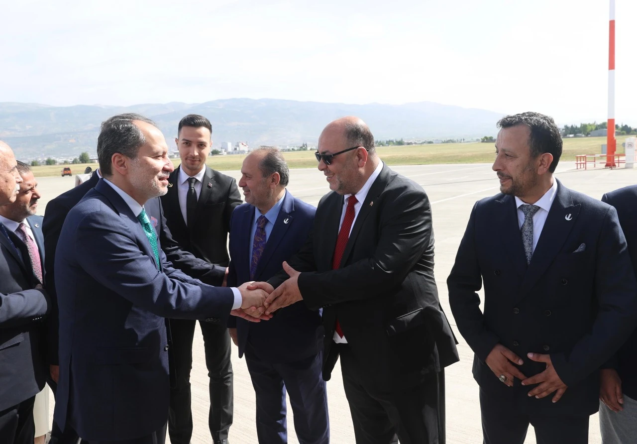 YENİDEN REFAH PARTİSİ GENEL BAŞKANI FATİH ERBAKAN’DAN DULKADİROĞLU’NA ANLAMLI ZİYARET