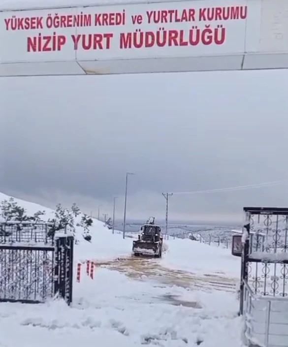 B&Uuml;Y&Uuml;KŞEHİR, EŞ ZAMANLI T&Uuml;M İL&Ccedil;ELERDE KARLA M&Uuml;CADELEDE SAHADA