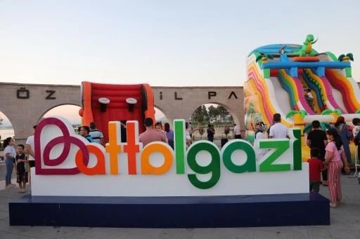 BATTALGAZİ’DE ÇOCUKLAR GELENEKSEL OYUNLARLA BULUŞTU