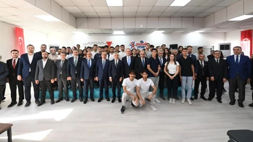 B&uuml;y&uuml;kşehir&rsquo;in T&uuml;rkiye&rsquo;ye &Ouml;rnek Projesi &ldquo;Pusula Maraş Eğitim Merkezi&rdquo; A&ccedil;ıldı