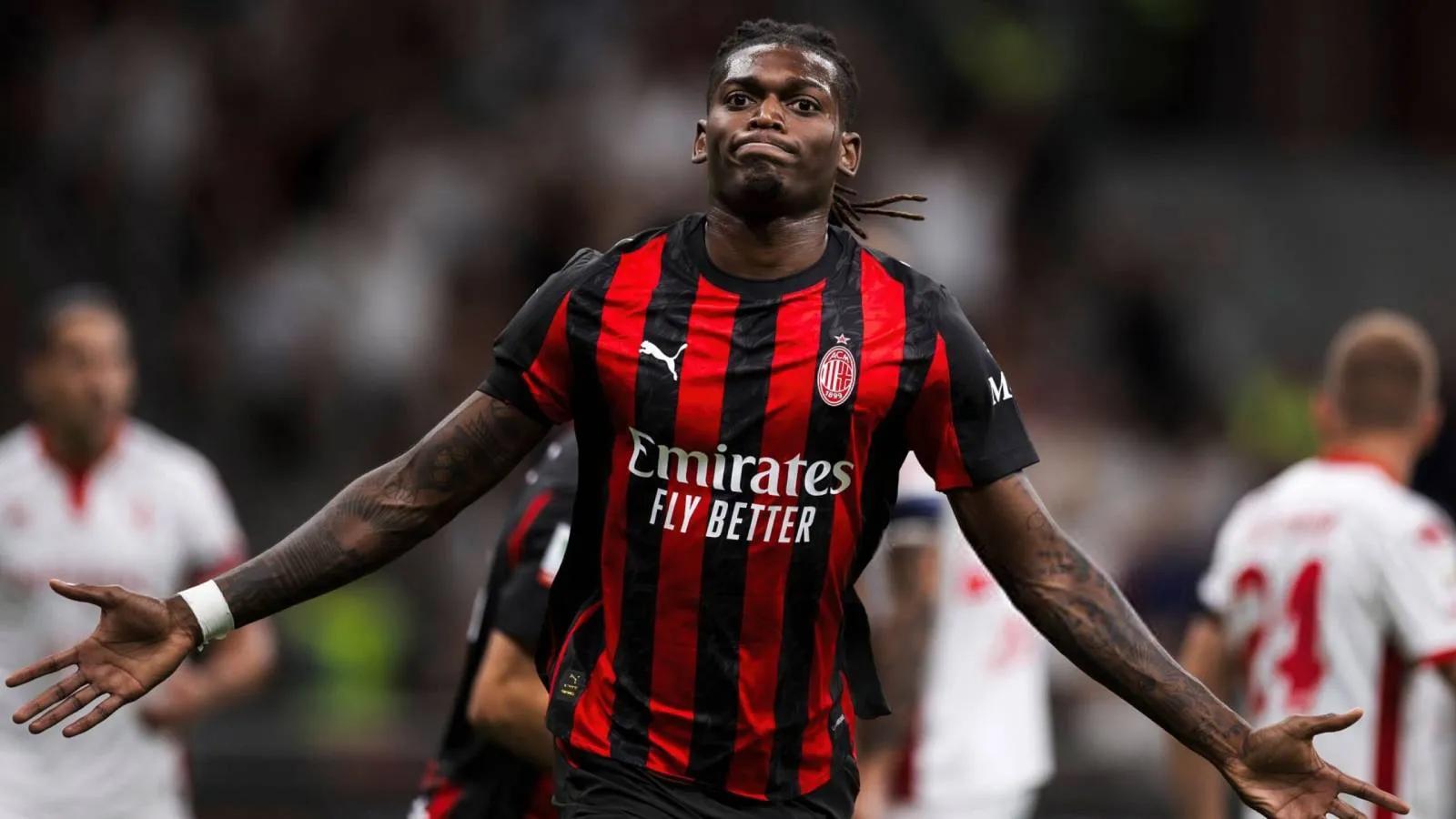 Galatasaray, Rafael Leao transferini a&ccedil;ıkladı