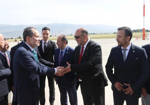 YENİDEN REFAH PARTİSİ GENEL BAŞKANI FATİH ERBAKAN’DAN DULKADİROĞLU’NA ANLAMLI ZİYARET