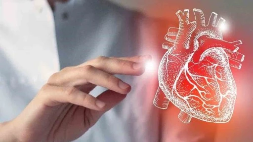 Tıpta ilk! A&ccedil;ık kalp tarih oluyor: İlk neştersiz bypass yapıldı