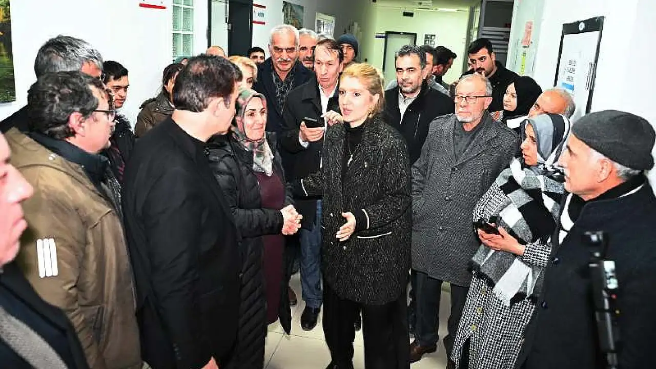 Malatya'da dönüşüm toplantısı Ölmeztoprak: "Mahalle mahalle talepleri ele alıyor, sahada karşılığıyla takip ediyoruz"